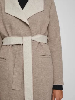 Vila Tussenmantels Tussenmantel Juice Dames Mokka -Vila 1338fa0395763259583b42a18966d497 scaled