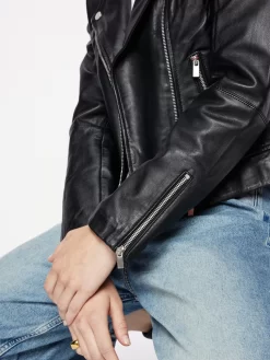 Vila Leren Jassen Tussenjas Feli Dames Zwart 17 Vila Leren Jassen Tussenjas Feli Dames Zwart -Vila 22e6179deb1ffdde95f5ef7f0bb13ab5 scaled