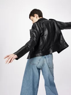 Vila Leren Jassen Tussenjas Feli Dames Zwart 12 Vila Leren Jassen Tussenjas Feli Dames Zwart -Vila 2f43b05f03f05d2af43ff1973bd31753 scaled