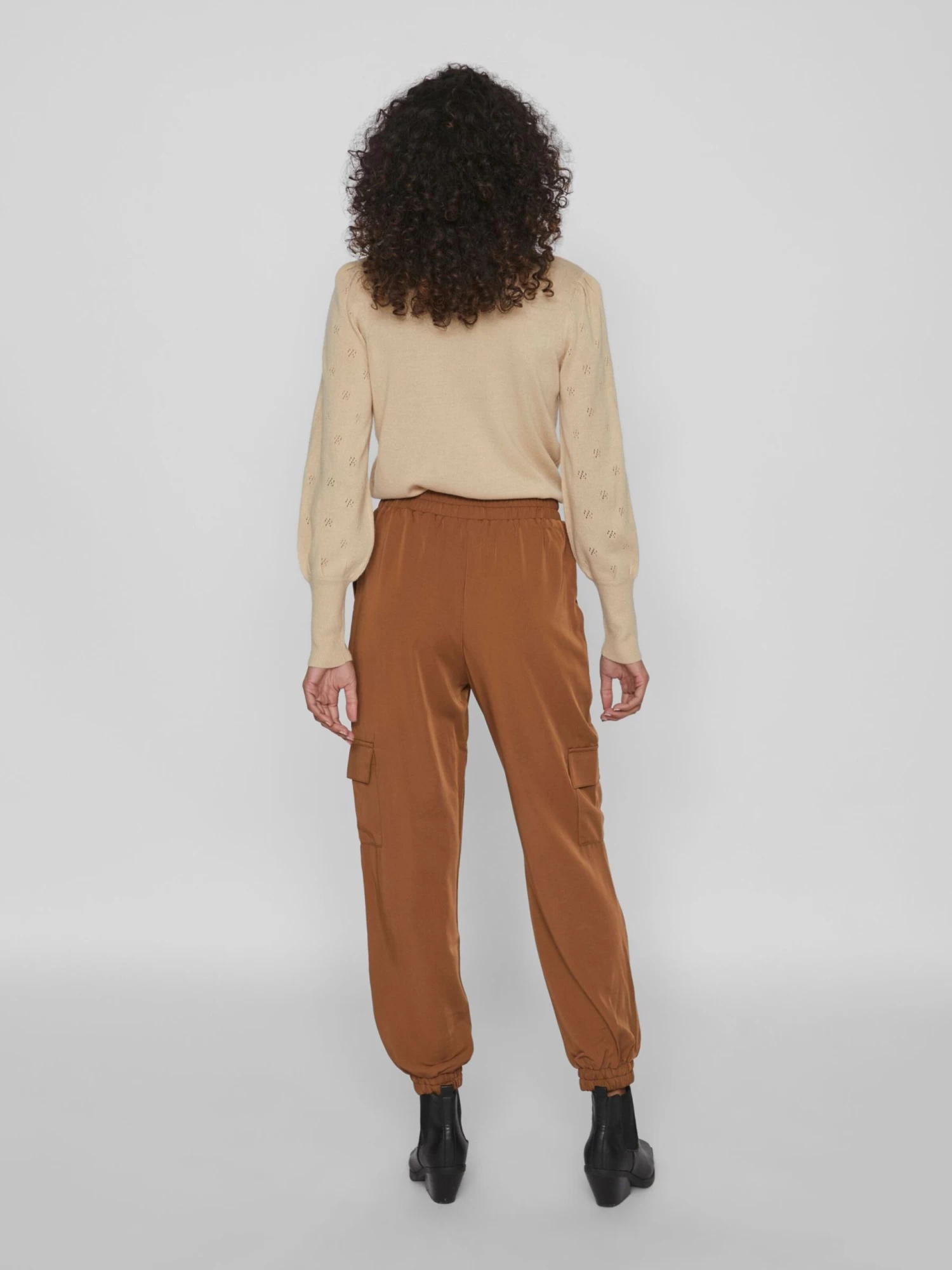 Vila Cargobroeken Tapered Cargobroek Dames Karamel 4 Vila Cargobroeken Tapered Cargobroek Dames Karamel - Afbeelding 4
