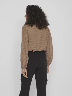Vila Overhemden Blouse Dames Bruin 9 Vila Overhemden Blouse Dames Bruin -Vila 411afe5288b06f6eb2a955e0b4760731 scaled