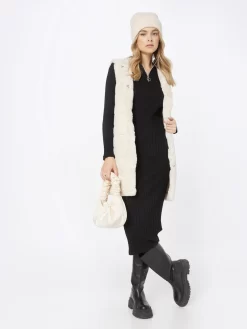 Vila Bodywarmers Bodywarmer Kimberly Dames Crème -Vila 544d8552e076197f7415d6407ea88313 scaled