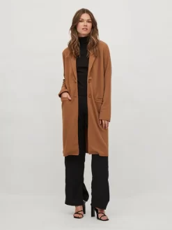 Vila Lange Vesten Gebreide Mantel Dames Bruin -Vila 550c7320b74794a0c9d61ffa8f707aea scaled