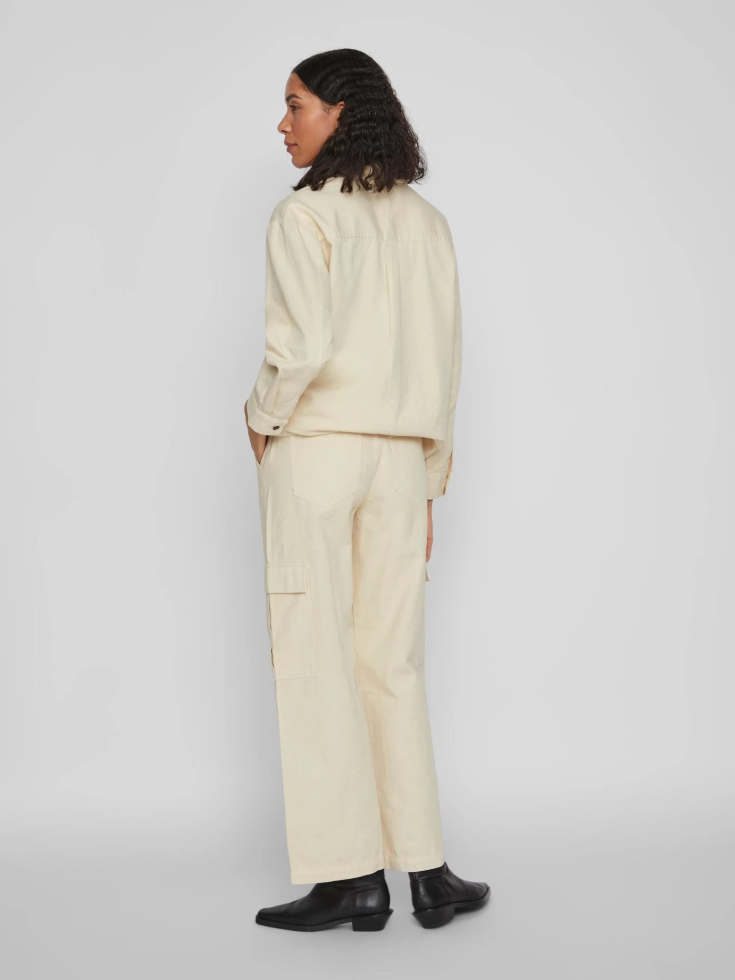 Vila Straight Regular Cargojeans Tilo Dames Crème 4 Vila Straight Regular Cargojeans Tilo Dames Crème - Afbeelding 4