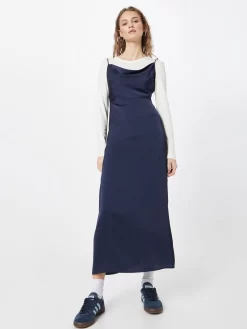 Vila Avondjurken Avondjurk Ravenna Dames Navy 10 Vila Avondjurken Avondjurk Ravenna Dames Navy -Vila 5ba2c02c140cf2bcba8f9776e2797a43 scaled