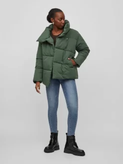 Vila Winterjassen Winterjas Dames Groen 11 Vila Winterjassen Winterjas Dames Groen -Vila 5f69f6acf893bc8bc095d9ca76ad7798 scaled