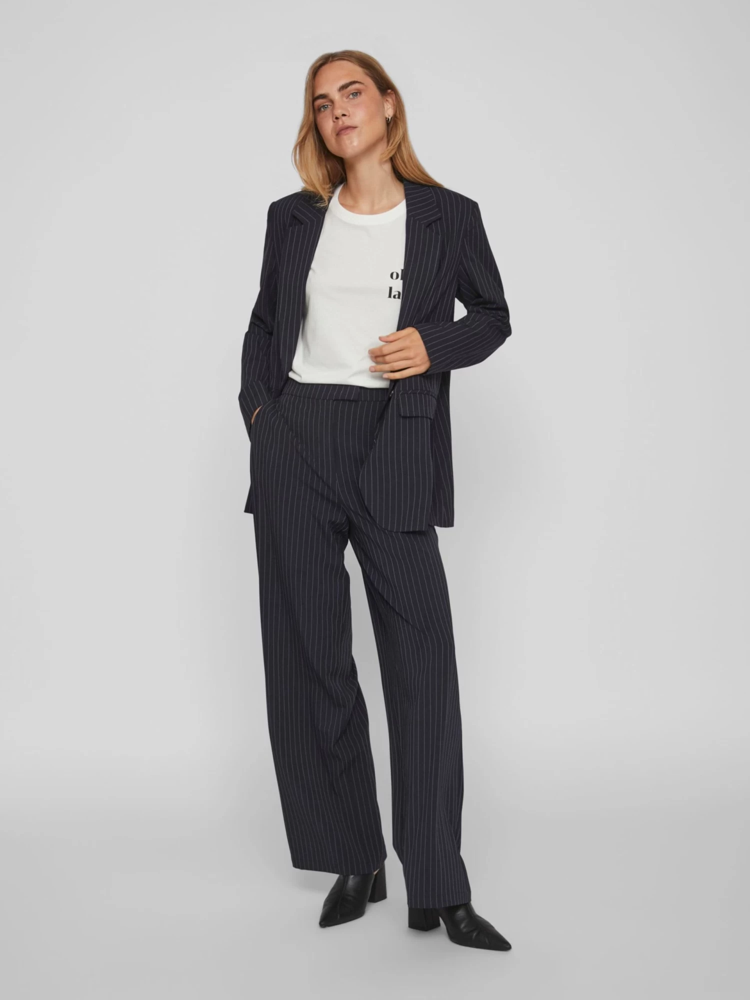 Vila Bandplooibroeken Loosefit Bandplooibroek Tipa Dames Navy 5 Vila Bandplooibroeken Loosefit Bandplooibroek Tipa Dames Navy - Afbeelding 5