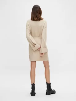 Vila Gebreide Jurken Gebreide Jurk ROLFIE Dames Champagne 11 Vila Gebreide Jurken Gebreide Jurk ROLFIE Dames Champagne -Vila 7f59480ad49ef621d6e357deed951cda scaled