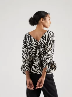 Vila Blouses Met Korte Mouw Blouse OMIE Dames Zwart -Vila 8c1443be7a9ba3f82f33bdbada1e26eb scaled