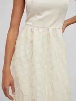 Vila Avondjurken Avondjurk Vella Dames Ecru -Vila 8cf2486d6ff17a7d05564a1eeef1df50 scaled