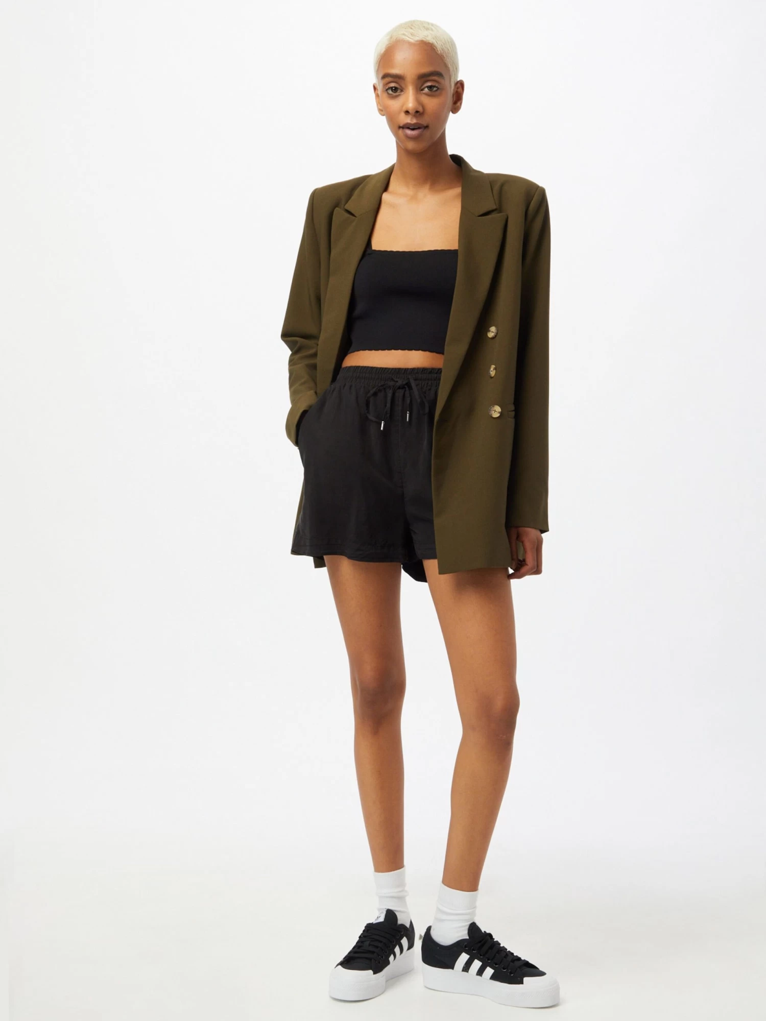 Vila Shorts Regular Broek Dames Zwart 4 Vila Shorts Regular Broek Dames Zwart - Afbeelding 4