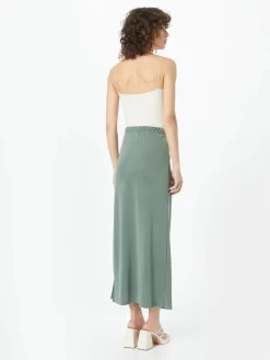 Vila Maxi Rokken Rok Dames Olijfgroen -Vila 960c4a5845718856b285394e6f48c368 scaled