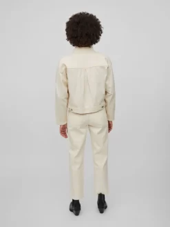 Vila Tussenjassen Tussenjas Dames Beige -Vila b0eadd695b4aaced95ac4c2ff27589cc scaled