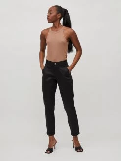 Vila Chinos Tapered Chino Dames Zwart 11 Vila Chinos Tapered Chino Dames Zwart -Vila c24d5548e33a3d9a71e46e90ef75ea3f