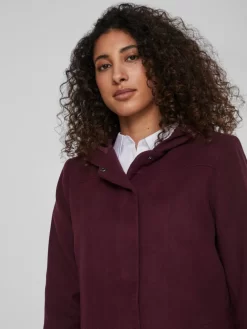 Vila Korte Mantels Tussenmantel Dames Bordeaux 13 Vila Korte Mantels Tussenmantel Dames Bordeaux -Vila e9c32f0da37da17f2f13ada310a55c6b scaled